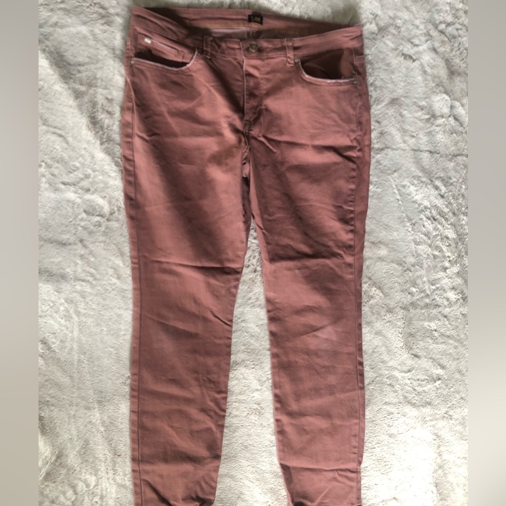 Mauve jeans